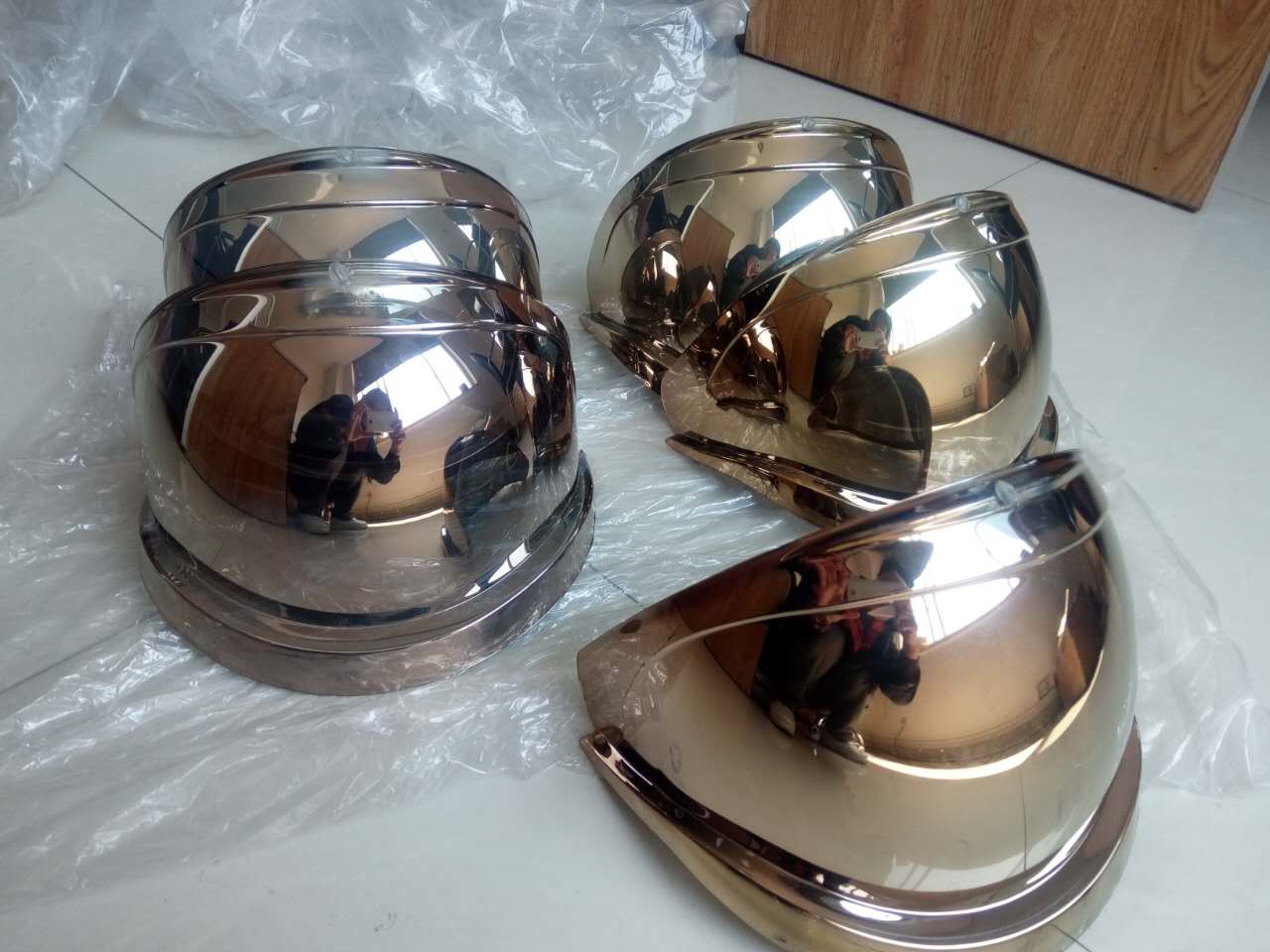 Helmet Visors Vacuum Metalizing Machine ,  Horizontal Metallizing Coating Plant