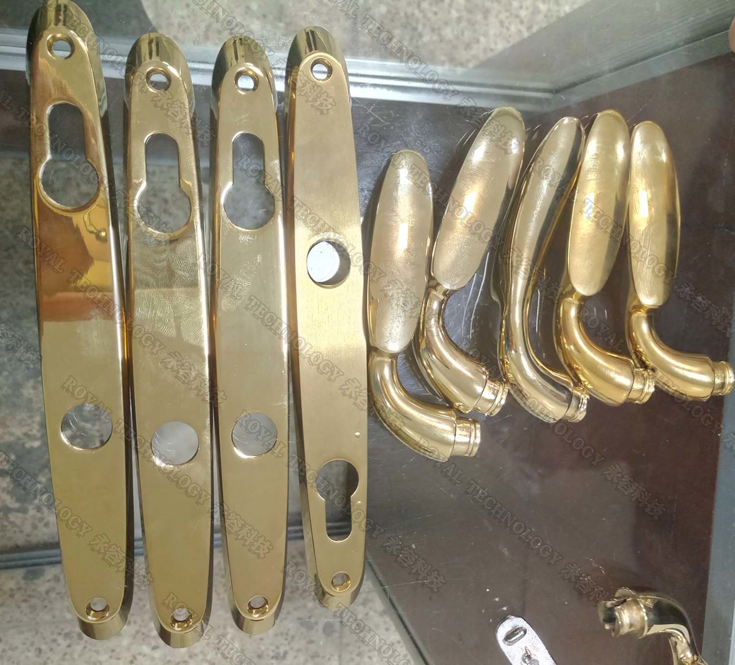 Zamak door handle and Locks PVD Plating Machine,  Brass Taps ZrN Gold Plating